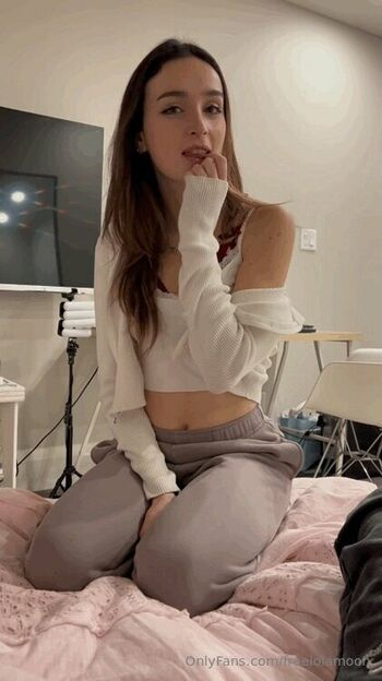 Lola Moon / freelolamoon nude photo #33