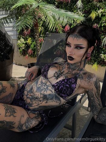 maze / freem0rguekitty / m0rguekittyy / m0rguekitty nude photo #15