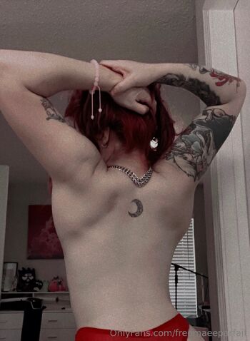 m a e / freemaeeparfait / maeeparfait nude photo #3