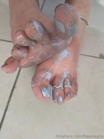 Magd / freemagda nude photo #23