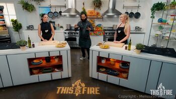 Melissa Stratto / freemelissastratton nude photo #2