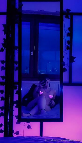 Free_moc / freemoca nude photo #25