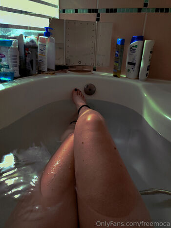 Free_moc / freemoca nude photo #27