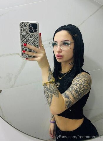 Cami / freemorenita nude photo #3