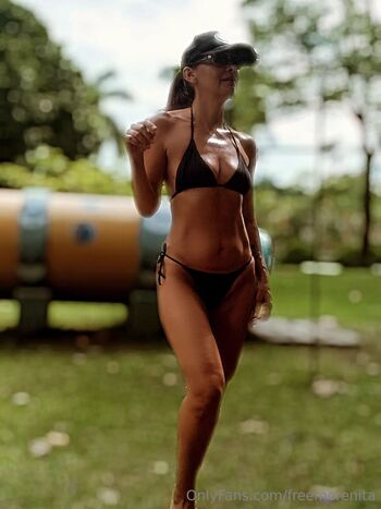 Cami / freemorenita nude photo #5