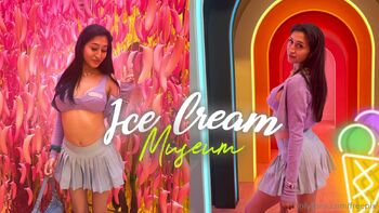 1 TRANS ON OF / freepix nude photo #23