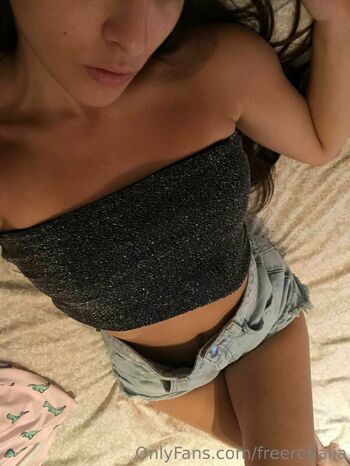 FreeRedali / freeredalia nude photo #15