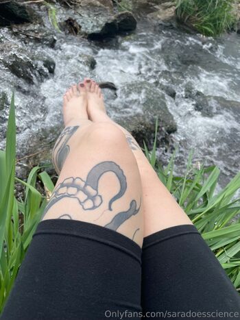 KINK QUEE / freesaradoesscience nude photo #16