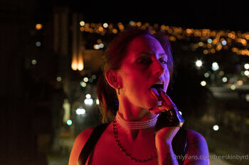 Mistress Noeli / freeskinbyrd nude photo #22