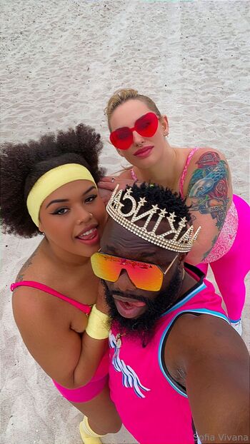 Free Sofia Vivan / freesofiavivana nude photo #3