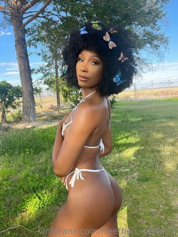 Olivia Ja / freethejuiceboxxx / notoliviajay / oliviajayxxx nude photo #11