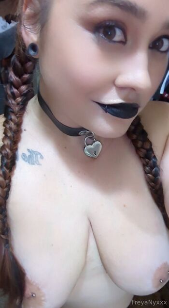Freya Ny / freyanyx nude photo #14