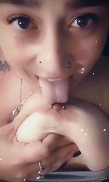 Freya Ny / freyanyx nude photo #26