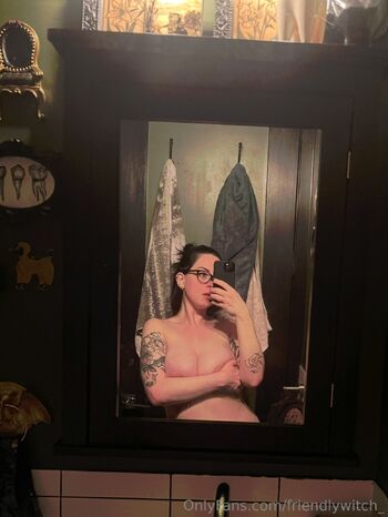 Friendly Witc / friendlywitch_ nude photo #1