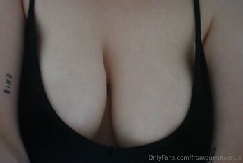 V / fromqueenvenus / shesinshibari nude photo #7