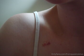 V / fromqueenvenus / shesinshibari nude photo #16