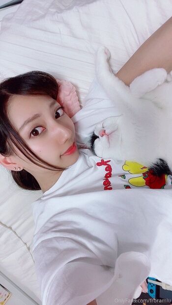 美羽フローラ floramiu / froramiu nude photo #5