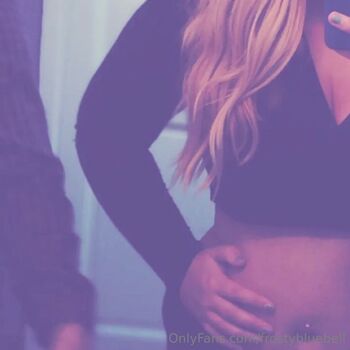 frostybluebel / frostybluebell nude photo #2