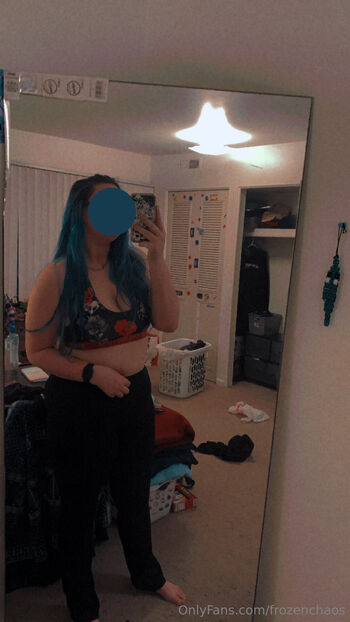 Venu / frozenchaos nude photo #6