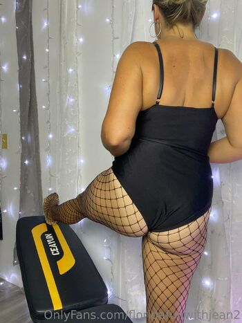 Kare / fundom47 nude photo #19