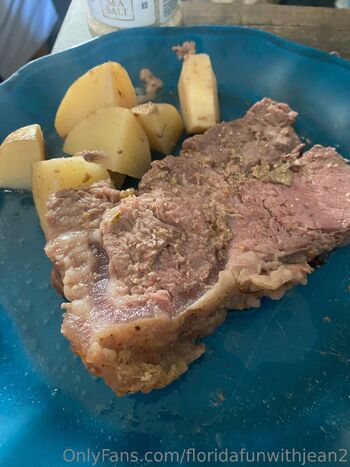 Kare / fundom47 nude photo #26