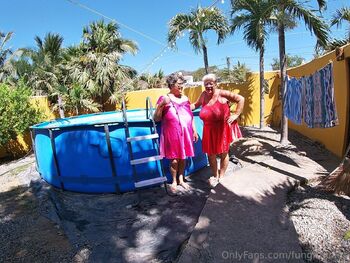 Fungrannie / fungrannies / girdlegoddess nude photo #19