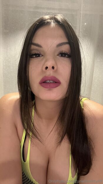 Kitt / funwithkitty69 / funwithkitty1998 / kitty1362707 nude photo #12