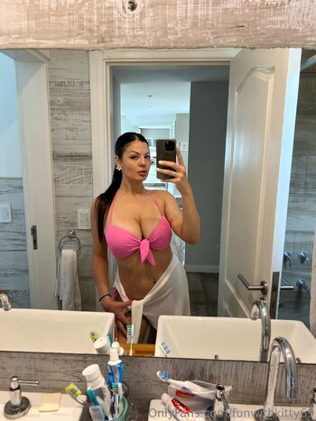 Kitt / funwithkitty69 / funwithkitty1998 / kitty1362707 nude photo #35