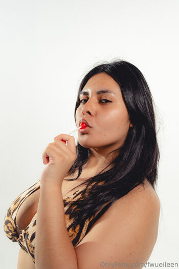 maria eileen / fwueileen nude photo #2