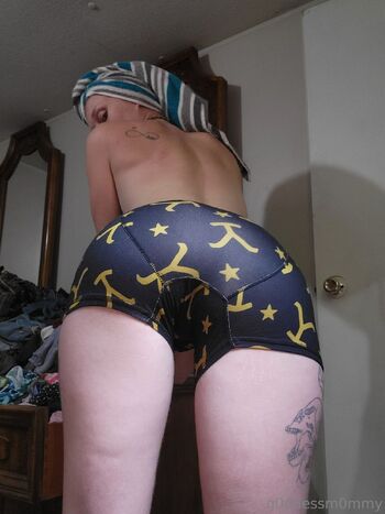 Hairy Mommy Mandy FRE / g0ddessm0mmyfree nude photo #15