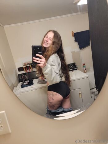 Hairy Mommy Mandy FRE / g0ddessm0mmyfree nude photo #18