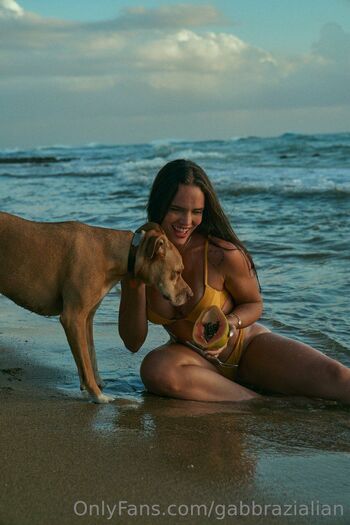 Gaby Gains / gabbrazialian nude photo #30