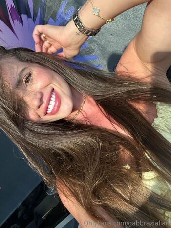 Gaby Gains / gabbrazialian nude photo #36