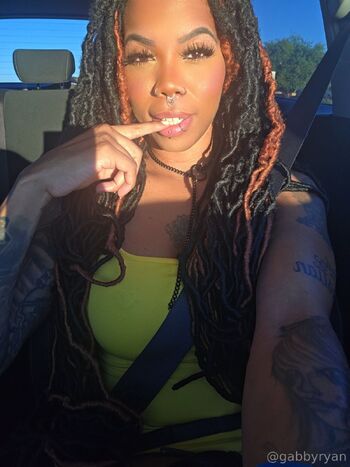 Gabby / gabbyryan nude photo #4