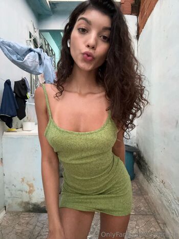 Gabi / gabicutie nude photo #35