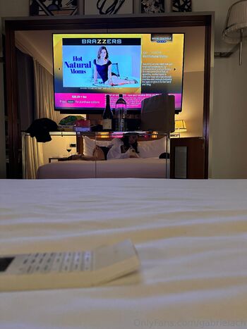 Gab / gabrielach nude photo #4