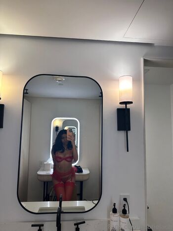 Gab / gabrielach nude photo #15