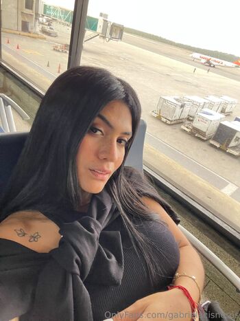 Gab / gabrielacisneros nude photo #3