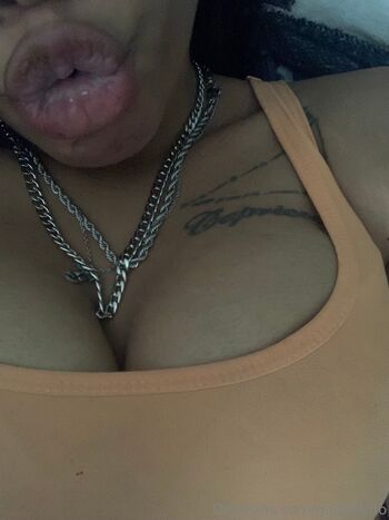 εςħ𝔬 / gaiasecho nude photo #2