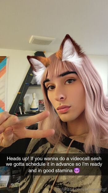 Ashley / gamerrotgf nude photo #3