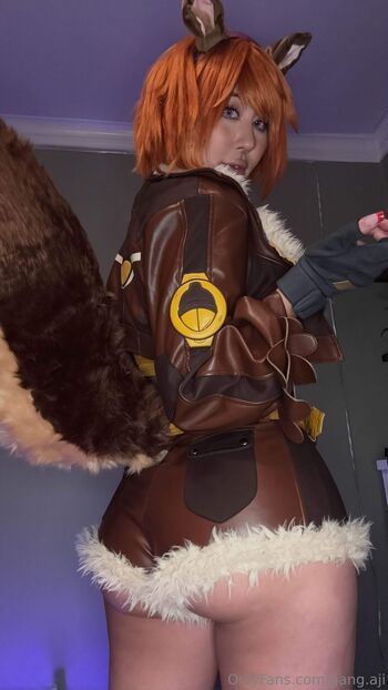 hele / gang.aji nude photo #21