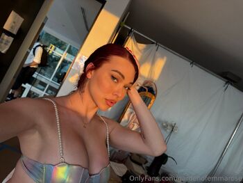 Emma Rose / gardenofemmarose nude photo #11