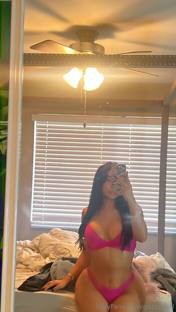 ga / gazzygurl nude photo #39