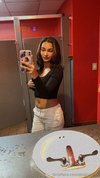 Gabryelle lyn / gbaby1798 / gabryellelynn nude photo #1