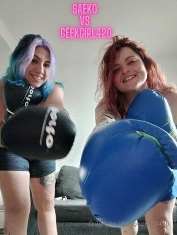 Geek GirL / geekgirl420 nude photo #5