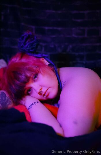 Generic / genericw nude photo #9