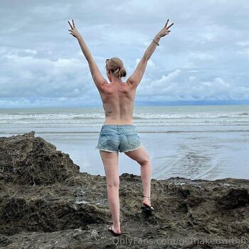 Getnakedwith / getnakedwithh nude photo #5