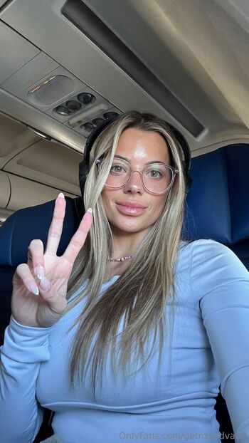 mckenzi / getnzkedvault nude photo #2