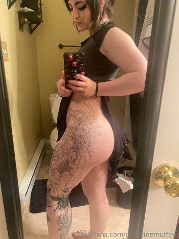 Ghostie / ghostieemuffinn nude photo #4