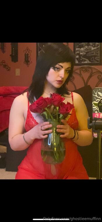 Ghostie / ghostieemuffinn nude photo #19